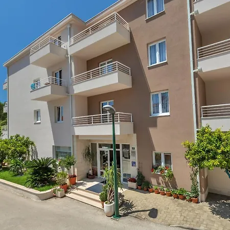 Hotel Hani 4*