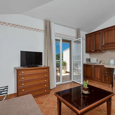 Hani 4* Drvenik (Split-Dalmatia)