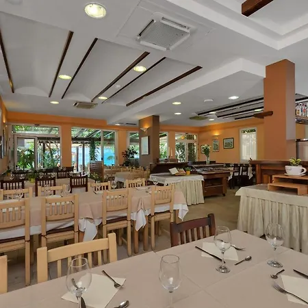 Hani Hotel Drvenik (Split-Dalmatia)
